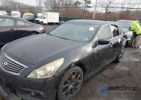 2013 Infiniti G37X z USA, uszkodzony, nr VIN JN1CV6AR9DM757608